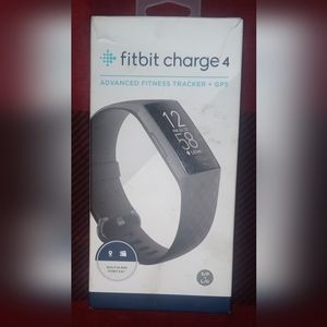 Fitbit Charge 4